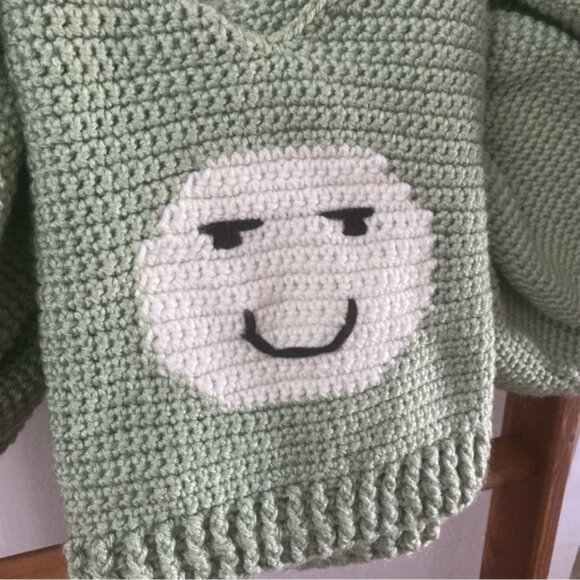 Handmade / Crochet Smile Top - Picture 3 of 5
